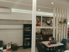 -毛辣果·贵州红酸汤牛肉火锅(西单店)