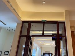 -亚龙湾希尔顿自助餐厅·海鲜·烧烤·沙滩BBQ·现场乐队