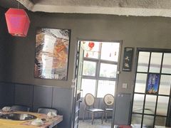 -山河屯铁锅炖·非遗东北菜(南山店)