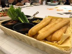 -老船夫婚宴婚庆会馆(延吉路店)
