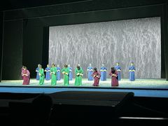 -上海东方艺术中心