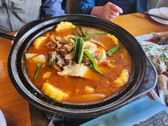 襄阳砂锅牛三鲜-莲餐厅·湖北菜·藕汤是头牌(愚园路店)