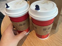 -瑞幸咖啡(新华百货宁阳广场店)