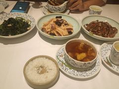 -围龙屋客家食府(福田店)