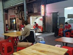 大堂-威邵鸡煲(西华路总店)