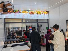 -老秦盖浇饭鸭子饭(回音必小区店)