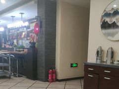 -鹤鸣嘉印象饭店(东市场小区店)