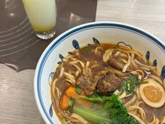 -康师傅私房牛肉面(马泉营奥莱店)