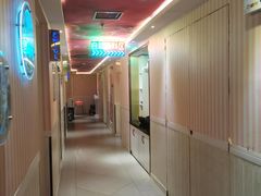 -唯爱KTV聚会餐厅(仙林东城汇店)