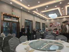 大堂-鸿运楼烤鸭店(天桥店)