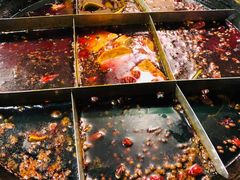 -岗上渣渣老火锅(两路口店)