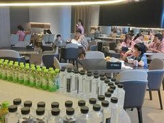 -涨巢·潮玩水疗局