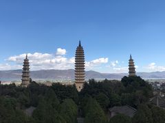 -三塔倒影公园