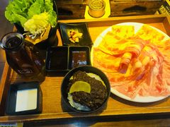 人气卤肉饭-东北烧烤·烤羊腿(天虹店)