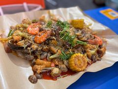 -老东镇啤酒屋海鲜加工·蒸汽海鲜·海鲜烧烤(台东店)