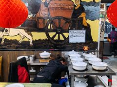 -民间瓦缸煨汤館(嵩山路店)