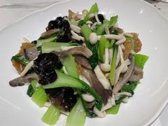 -梅利汴京烤鸭•开封豫菜地标店(晋安路店)