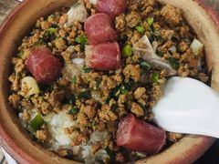 鹅乸腊肠煲仔饭-阳江河堤老牌曾记美食