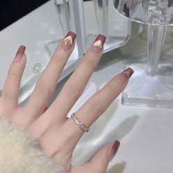 -悦指间美甲美睫