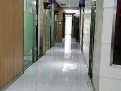 -雅悦齿科(顾村公园店)