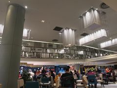-上海滴水湖皇冠假日酒店