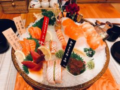 秒懂三文鱼小盛合-文三酒肆自助放题(新街口友谊广场店)