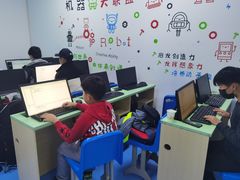 -童程童美·信息学竞赛·乐高机器人编程(长宁来福士校区)