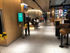 大堂-麦当劳(龙阳路店)