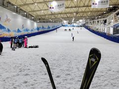 -乔波室内滑雪场