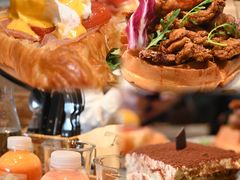 -Common Table · Brunch & Coffee