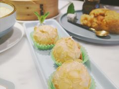 杏仁金沙球-富山虾饺点心餐厅(群光广场店)