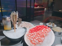 -泓炙颐凤鲜海鲜火锅料理(桐乡店)
