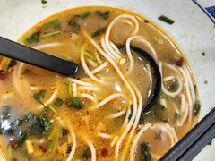 -蒙自源米线大王(信利城市广场店)