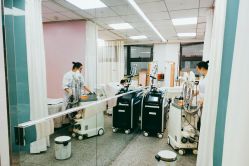 -斐尔国际皮肤管理中心