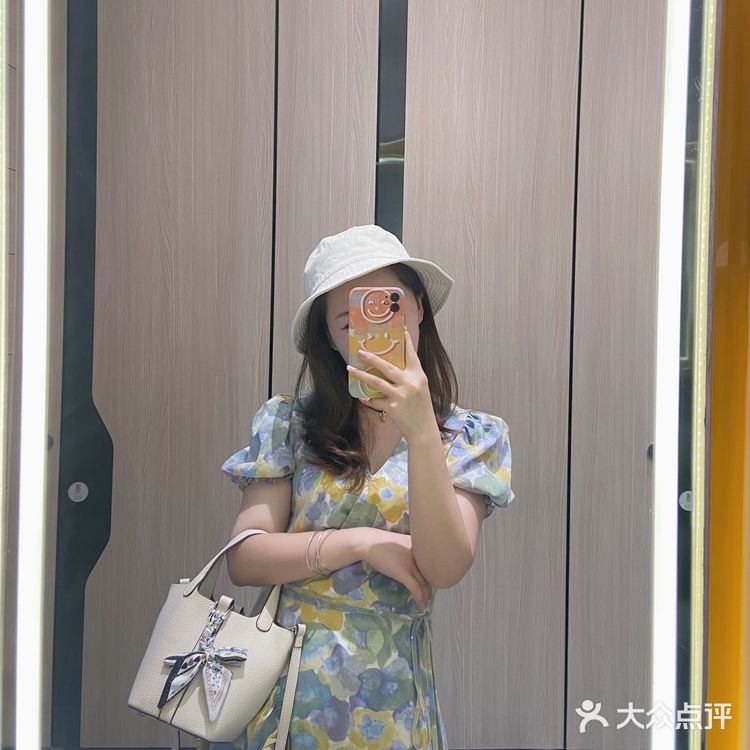 融合小酒的烤肉在成都你见过没有？[胜利][胜利]