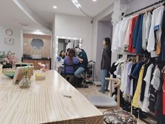 -花儿照相馆·最美证件照(红旗街万达店)