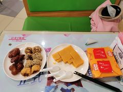 大盒豌豆黄-护国寺小吃(地安门店)