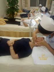 -苗方清颜祛痘·皮肤管理