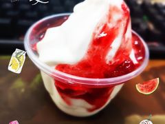 迷你草苺新地-麦当劳(红旗路店)