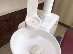 -康城口腔(磁器口店)