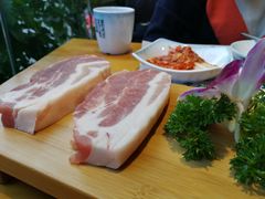 -唯成•韩国炭火烤肉 유성고기