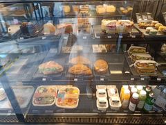 面包-星巴克(嘉定中信泰富万达广场店)