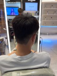 -PE SALON