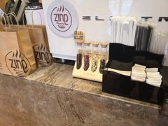 -ZING COFFEE 镜咖啡