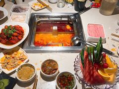 -海底捞火锅鲜切牛肉主题店(长寿路店)