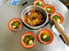 -咏勝锑锅麻辣烫(净居寺路总店)