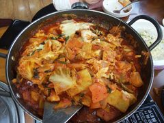 -亲昵春川鸡排(韩国美食街店)