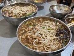 -正宗杨记普洱酸醋米线(总店)