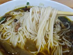 -越洋肖氏老米线(杨家坪店)