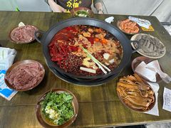-黄潇洒老火锅(九眼桥宏济巷店)